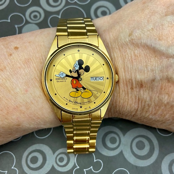 Vintage Disney x Seiko Starburst Mickey Mouse Men’s Unisex Watch with Box - Picture 8 of 13